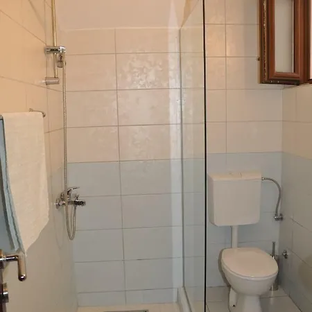 פלוזינה Apartments Ravno מראה חיצוני תמונה