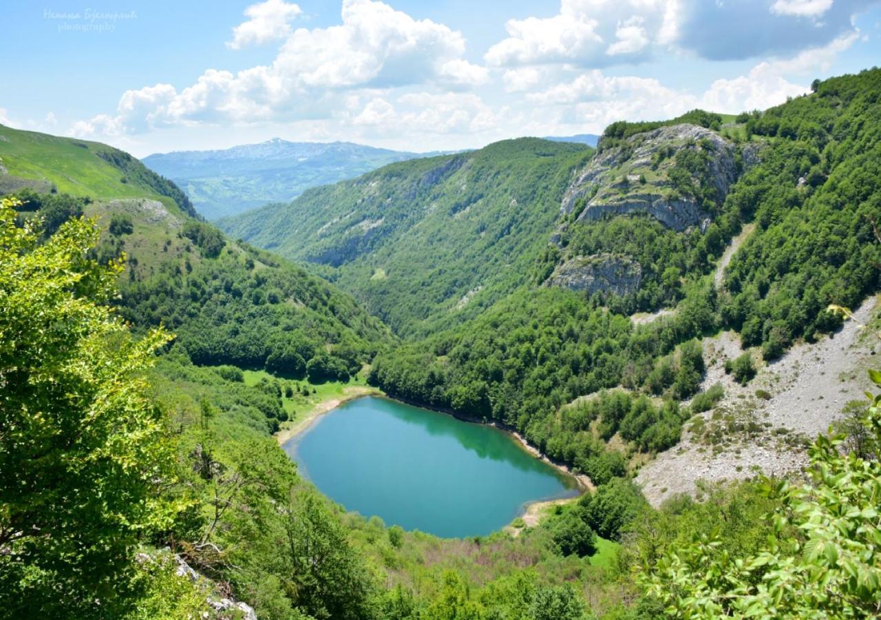 Ravno *