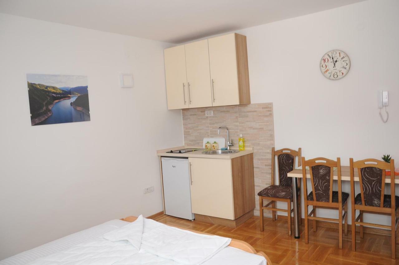 Apartment Ravno Pluzine