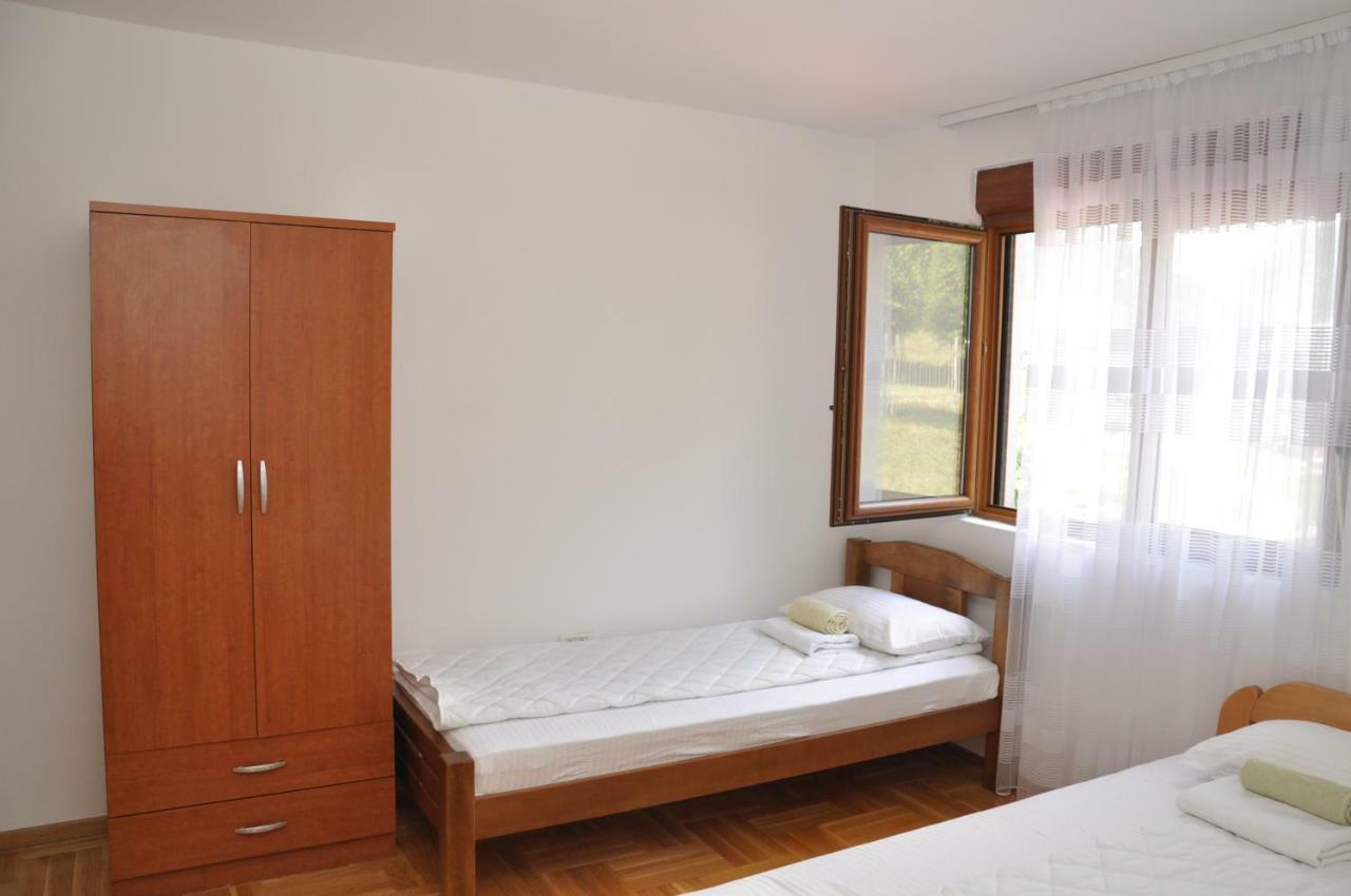 Apartment Ravno Pluzine