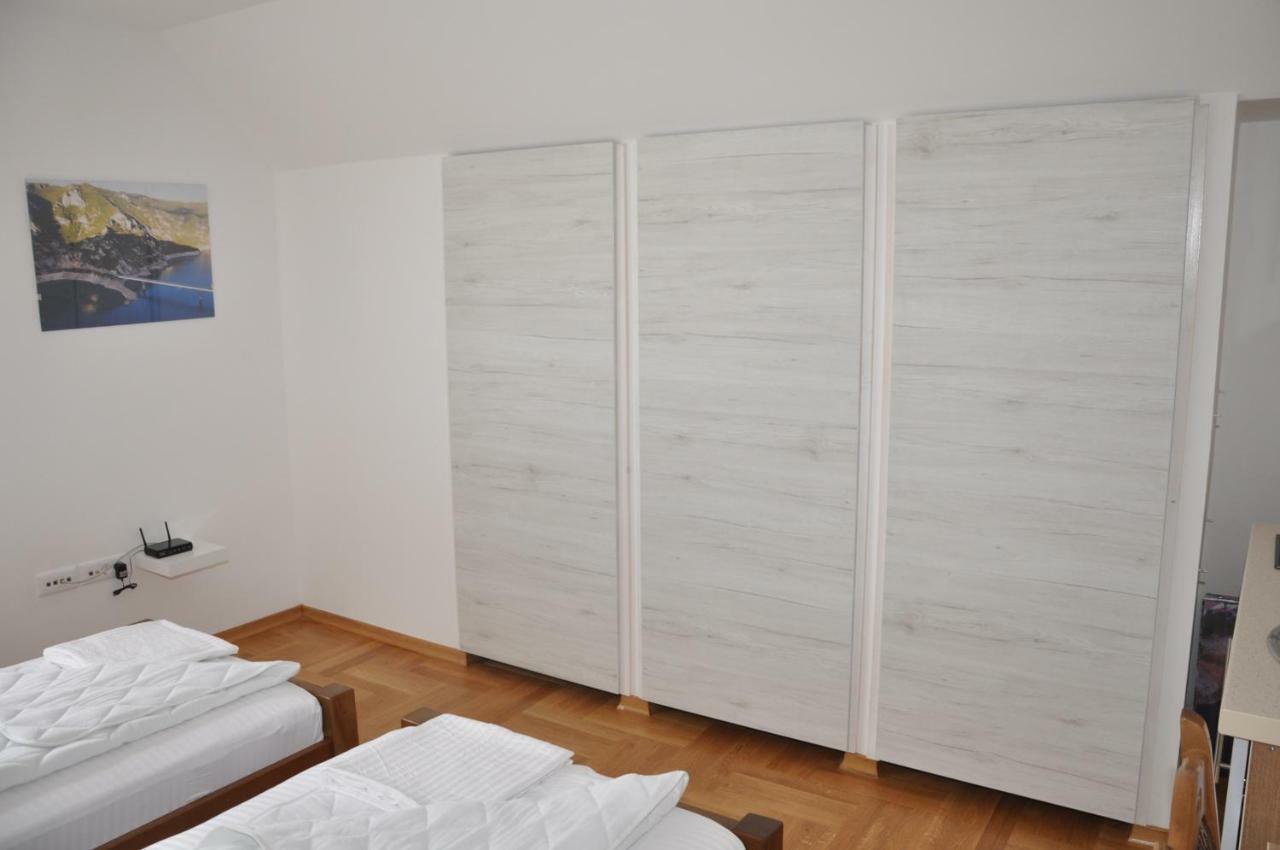 Apartment Ravno
