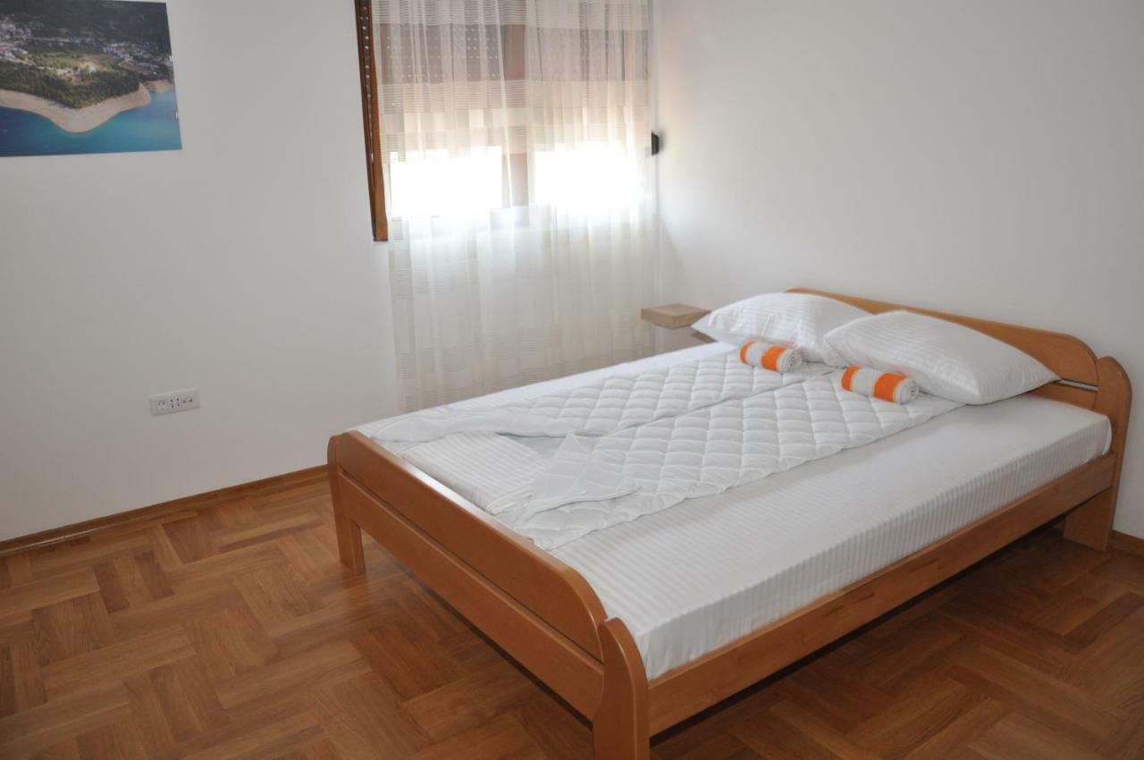 Ravno Apartment *